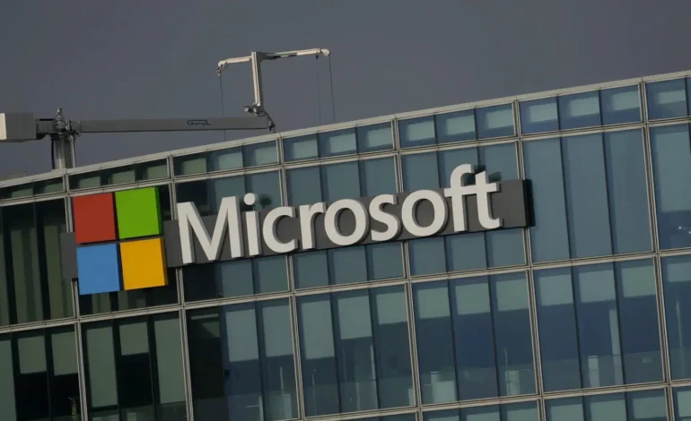 Microsoft Shares Surge Over 4% After $500 Billion Valuation Deal with OpenAI